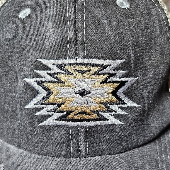 NWT Distressed Black And Cream Ponytail Trucker Cap With Aztec Embrodered Front main image 4